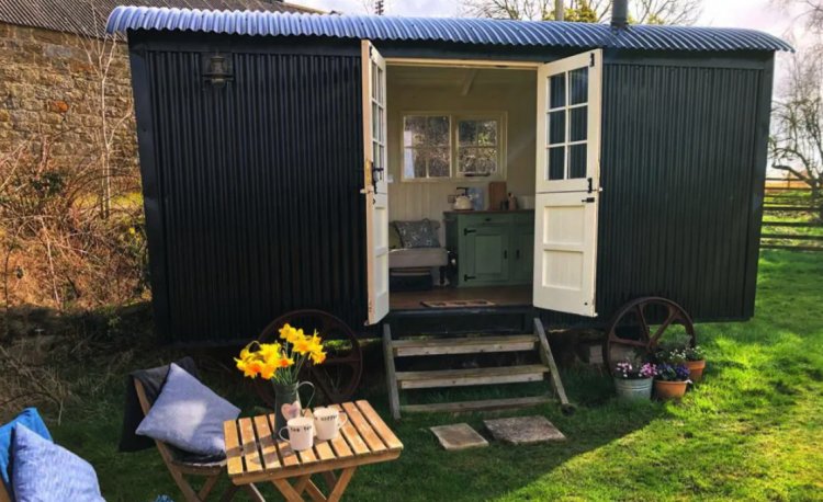 Rekindling the Past with Modern Comfort: Bluebell Shepherd Huts